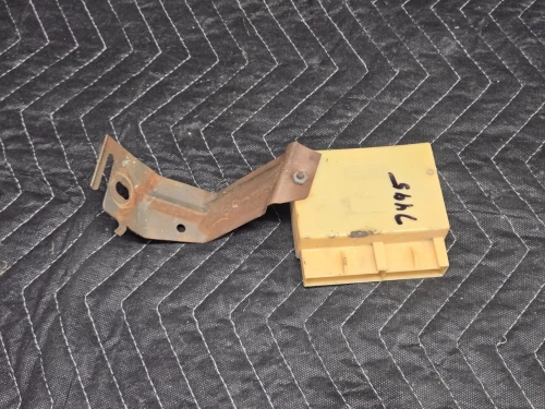 1979-1986 Ford Mustang Used OEM Audio Amplifier