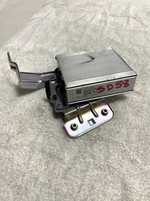 2014 Ford Fusion Used OEM Audio Amplifier