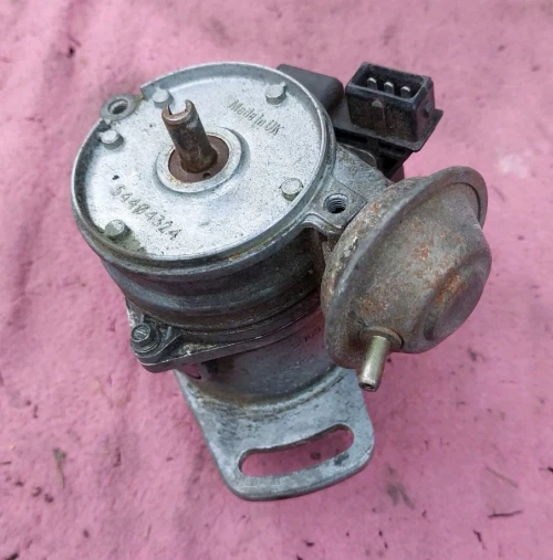 1989 Ford Fiesta Used OEM Audio Amplifier