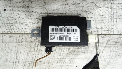 2015-2018 Ford Focus Used OEM Audio Amplifier