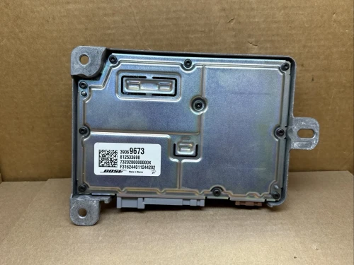 2016-2018 Chevrolet Cruze 39069673 Bose Used OEM Audio Amplifier