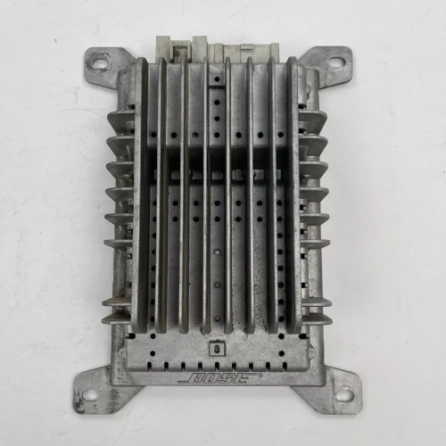 2005-2009 Chevrolet Trailblazer 15135032 Bose Used OEM Audio Amplifier