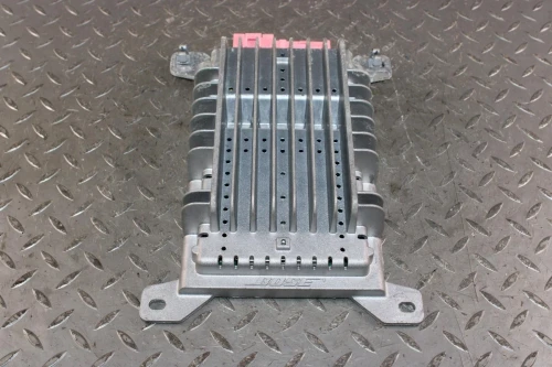 2005-2006 Chevrolet Corvette Bose Used OEM Audio Amplifier