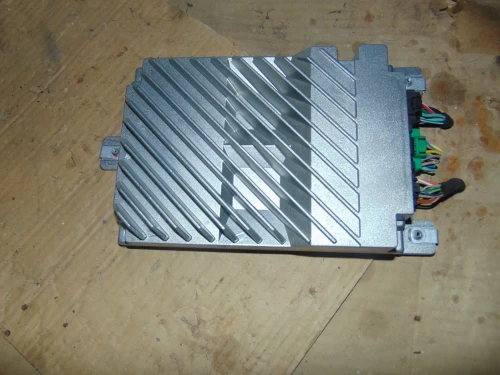 2010 Chevrolet Equinox 22855805 Used OEM Audio Amplifier