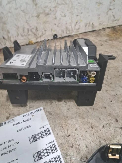 2019 Chevrolet Blazer Used OEM Audio Amplifier