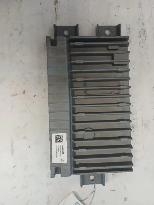 2024 Chevrolet Traverse 13564309 Used OEM Audio Amplifier