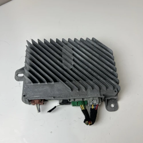 2017 Chevrolet Cruze 39075075 Bose Used OEM Audio Amplifier