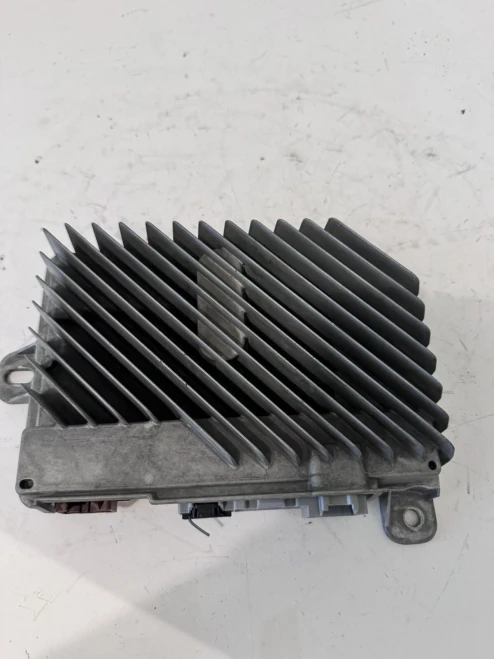 2018 Chevrolet Cruze 39069673 Bose Used OEM Audio Amplifier