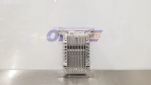 2005 Chevrolet Corvette 10366699 Used OEM Audio Amplifier