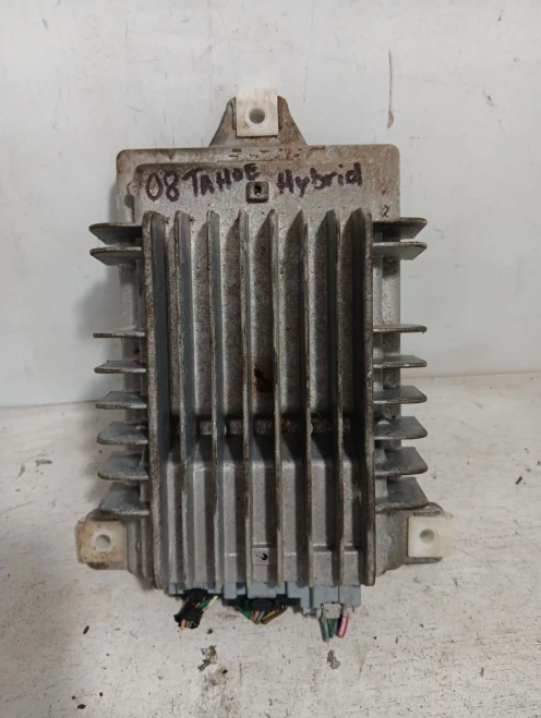 2007-2013 Chevrolet Suburban 15186661 Bose Used OEM Audio Amplifier