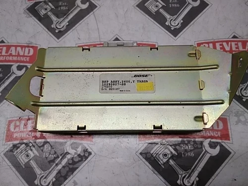 1999-2004 Chevrolet Corvette 10290827 Used OEM Audio Amplifier