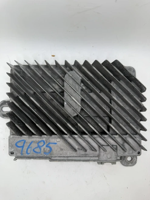 2014-2020 Chevrolet Impala 23195523 Bose Used OEM Audio Amplifier