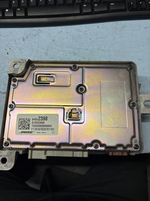 2014-2020 Chevrolet Malibu 84502398 Used OEM Audio Amplifier
