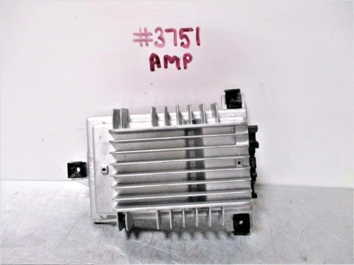 2010-2013 Chevrolet Impala 20810960 Bose Used OEM Audio Amplifier