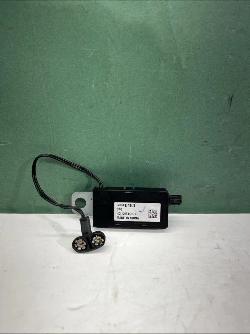 2016-2019 Chevrolet Cruze Used OEM Audio Amplifier