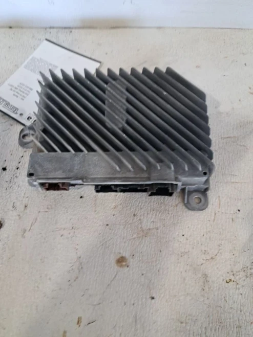 2014 Chevrolet 23183708 Used OEM Audio Amplifier