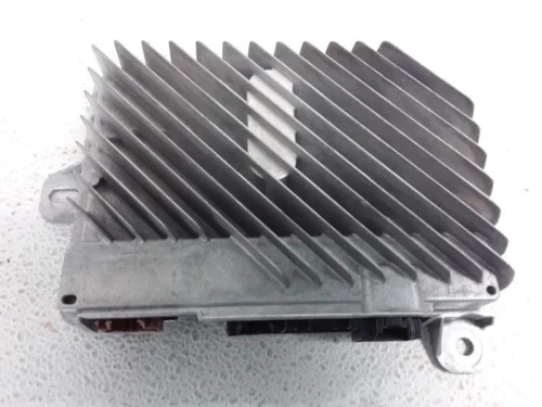 2016-2018 Chevrolet 84111303 Bose Used OEM Audio Amplifier