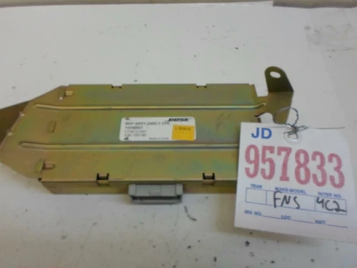1997-2003 Chevrolet Corvette 10290827 Used OEM Audio Amplifier
