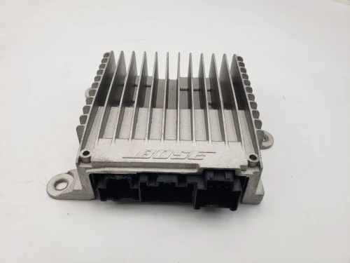 2013 Chevrolet Volt 20760438 13069011 Bose Used OEM Audio Amplifier