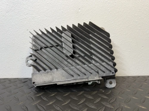 2016-2018 Chevrolet Volt Bose Used OEM Audio Amplifier
