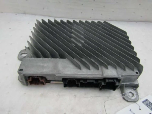 2017-2018 Chevrolet 84111301 Used OEM Audio Amplifier