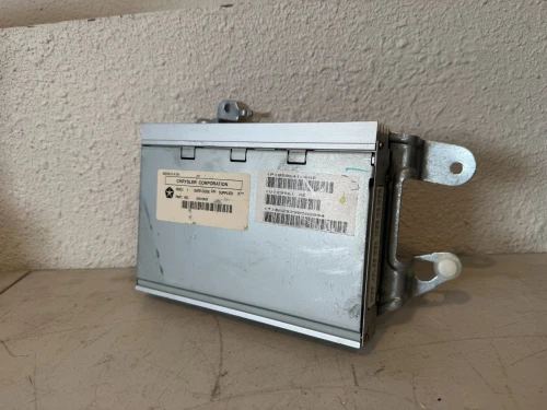Dodge 05064108AB 5064108AB Used OEM Audio Amplifier