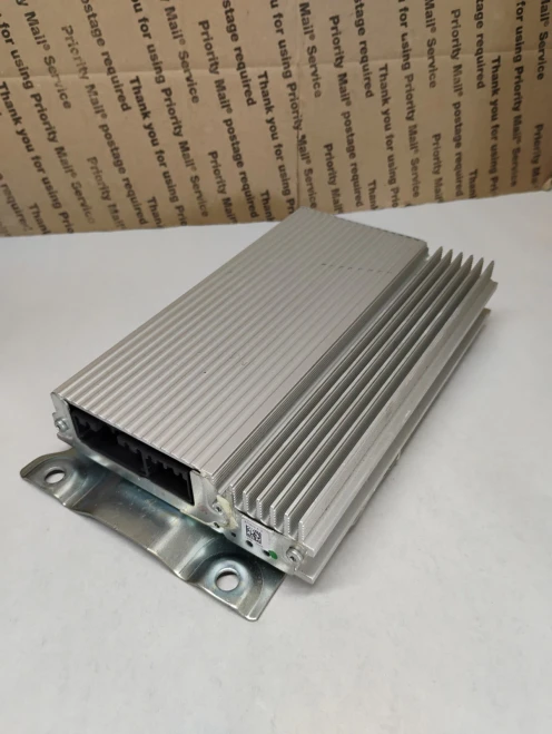 2008-2012 Dodge Nitro 05091012AI Infinity Used OEM Audio Amplifier