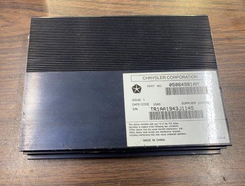 2013-2014 Dodge Charger 05064981AM Used OEM Audio Amplifier
