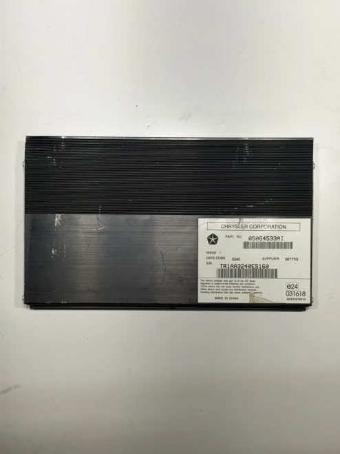 2011-2015 Dodge Durango 05064533AI Used OEM Audio Amplifier