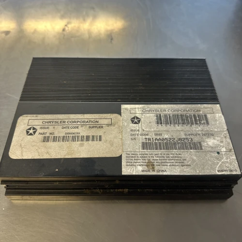 Dodge Journey 05064947AK Used OEM Audio Amplifier