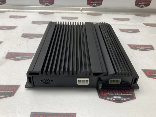 1996-2002 Dodge Viper 04763070 Used OEM Audio Amplifier