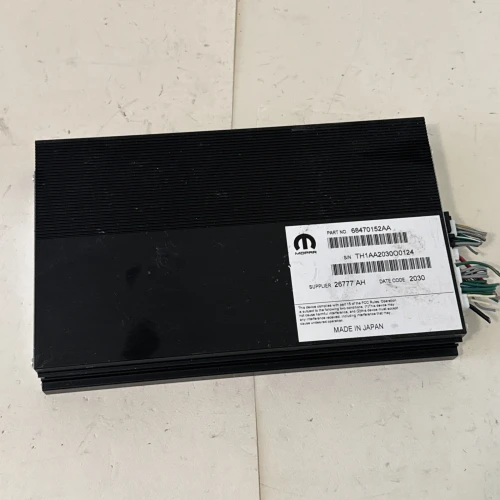 2020 Dodge Durango 68470152AA Used OEM Audio Amplifier