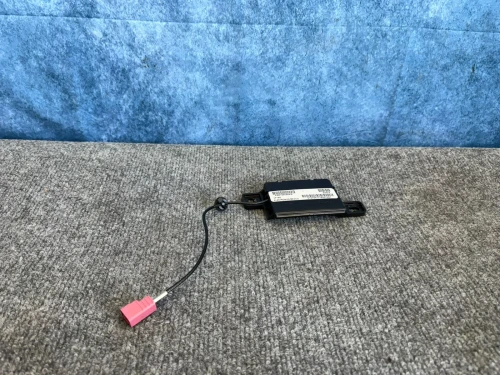 2016-2017 Dodge Challenger Used OEM Audio Amplifier
