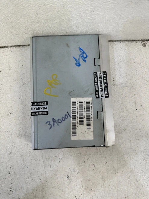 2007-2009 Dodge Caliber 05064118AF Used OEM Audio Amplifier