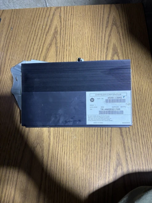 2013-2018 Dodge Ram 1500 05091130AG Used OEM Audio Amplifier
