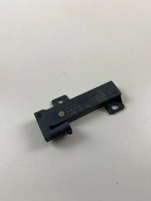 2015 Dodge Challenger Used OEM Audio Amplifier