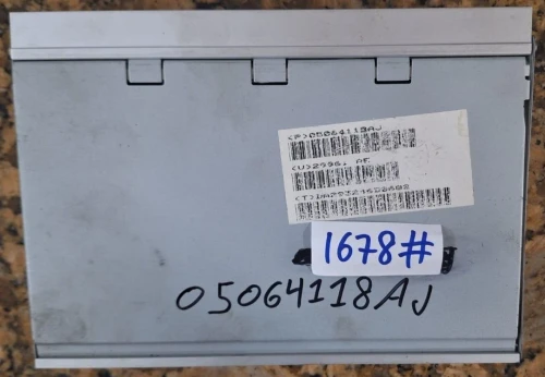 2005-2010 Dodge 05064118AJ Used OEM Audio Amplifier