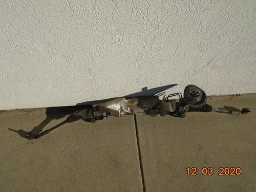 2010-2011 VOLVO S40 R-DESIGN 2.5L AWD POWER STEERING GEAR RACK AND PINION OEM used OEM rack and pinion