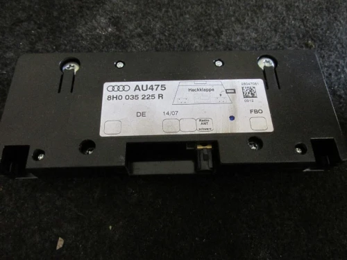 Audi A4 8H0035225R Used OEM Audio Amplifier