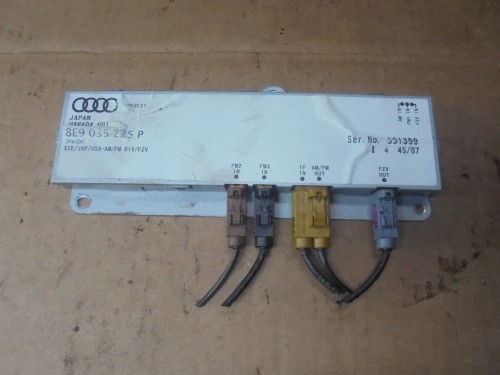 2007 Audi A4 8E9035225P Used OEM Audio Amplifier