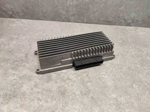 2008-2015 Audi A4 8R0035223E Used OEM Audio Amplifier