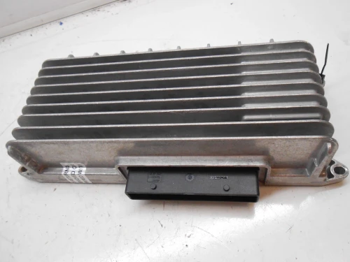 2010-2012 Audi A4 8T0035223AH Used OEM Audio Amplifier