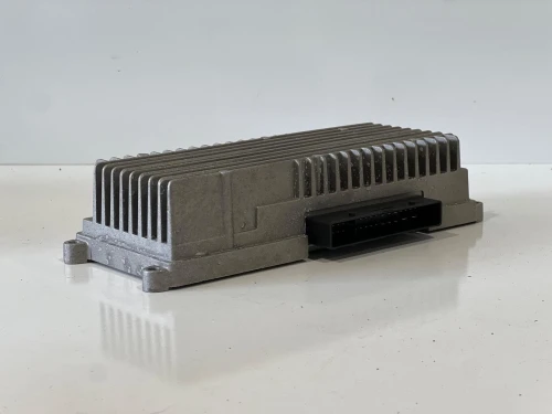 2013-2016 Audi A4 8R0035223H Used OEM Audio Amplifier