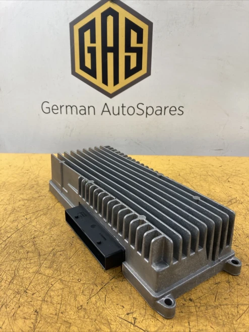 Audi A5 8R0035223F Used OEM Audio Amplifier
