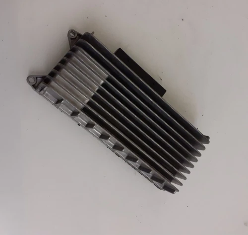 2007-2012 Audi A5 8T0035223AH Used OEM Audio Amplifier