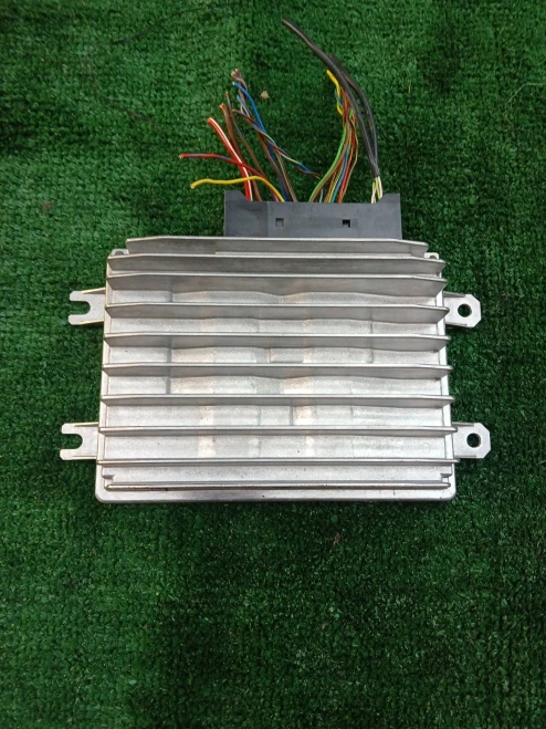 2021-2024 Audi A5 8Y0035465 Used OEM Audio Amplifier