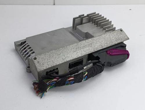 Audi A6 4F0035223F Used OEM Audio Amplifier
