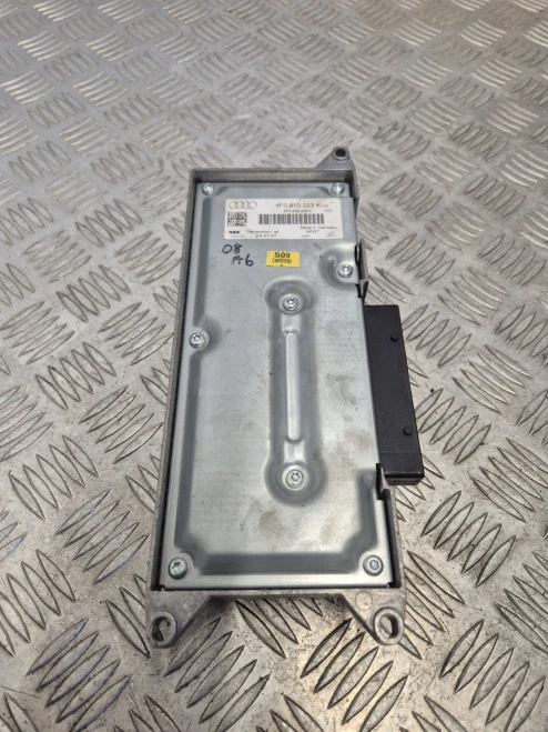 2004-2009 Audi A6 4F0910223K Used OEM Audio Amplifier