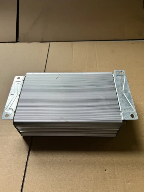 2006 Audi A6 4F0910223C Used OEM Audio Amplifier