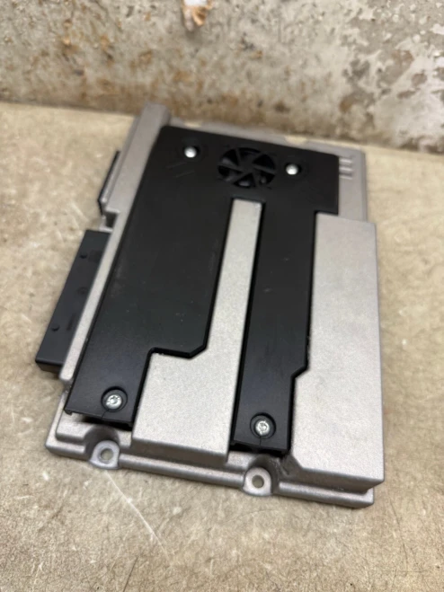 Audi A8 4H0035465 Used OEM Audio Amplifier